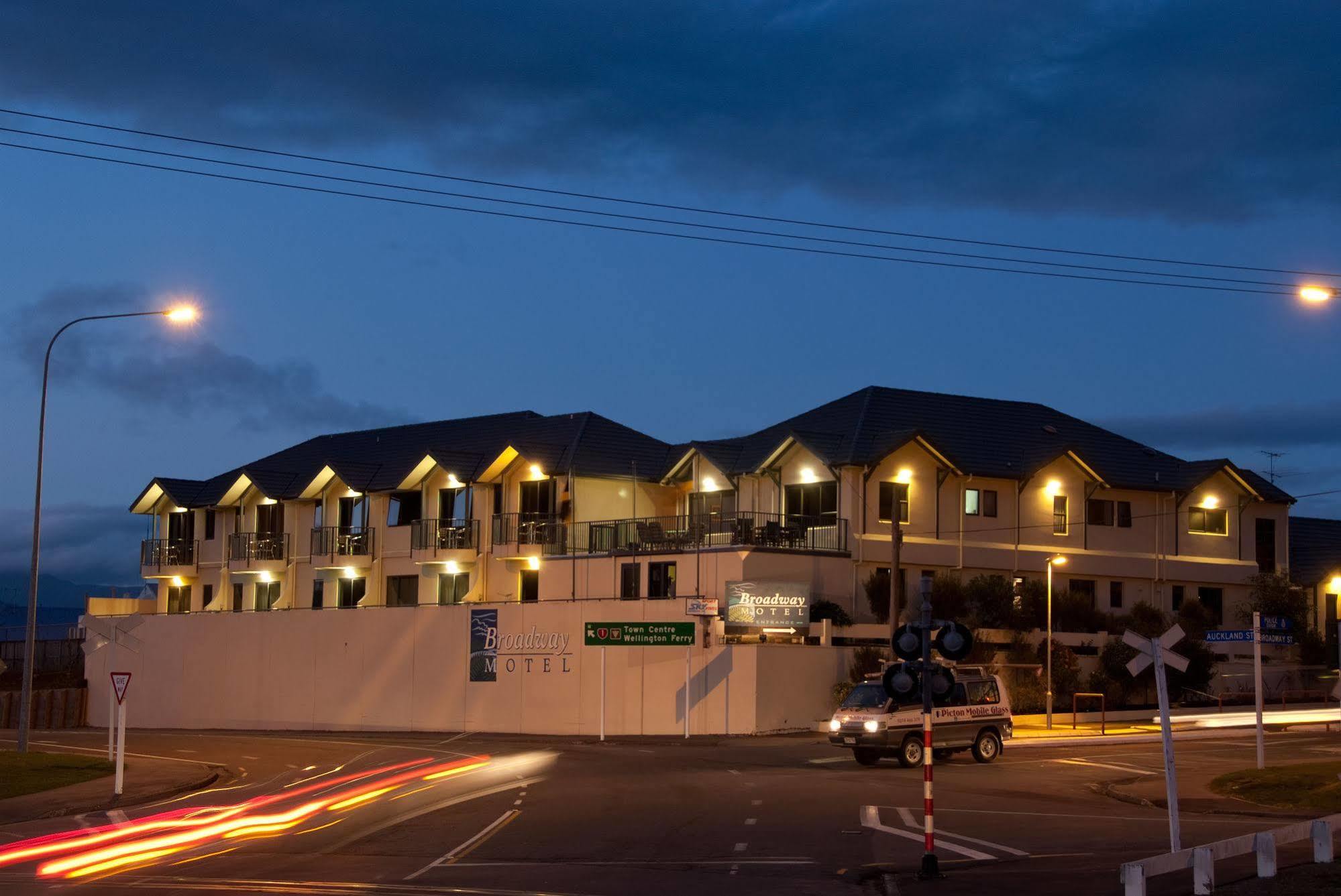 Broadway Motel Picton Kültér fotó